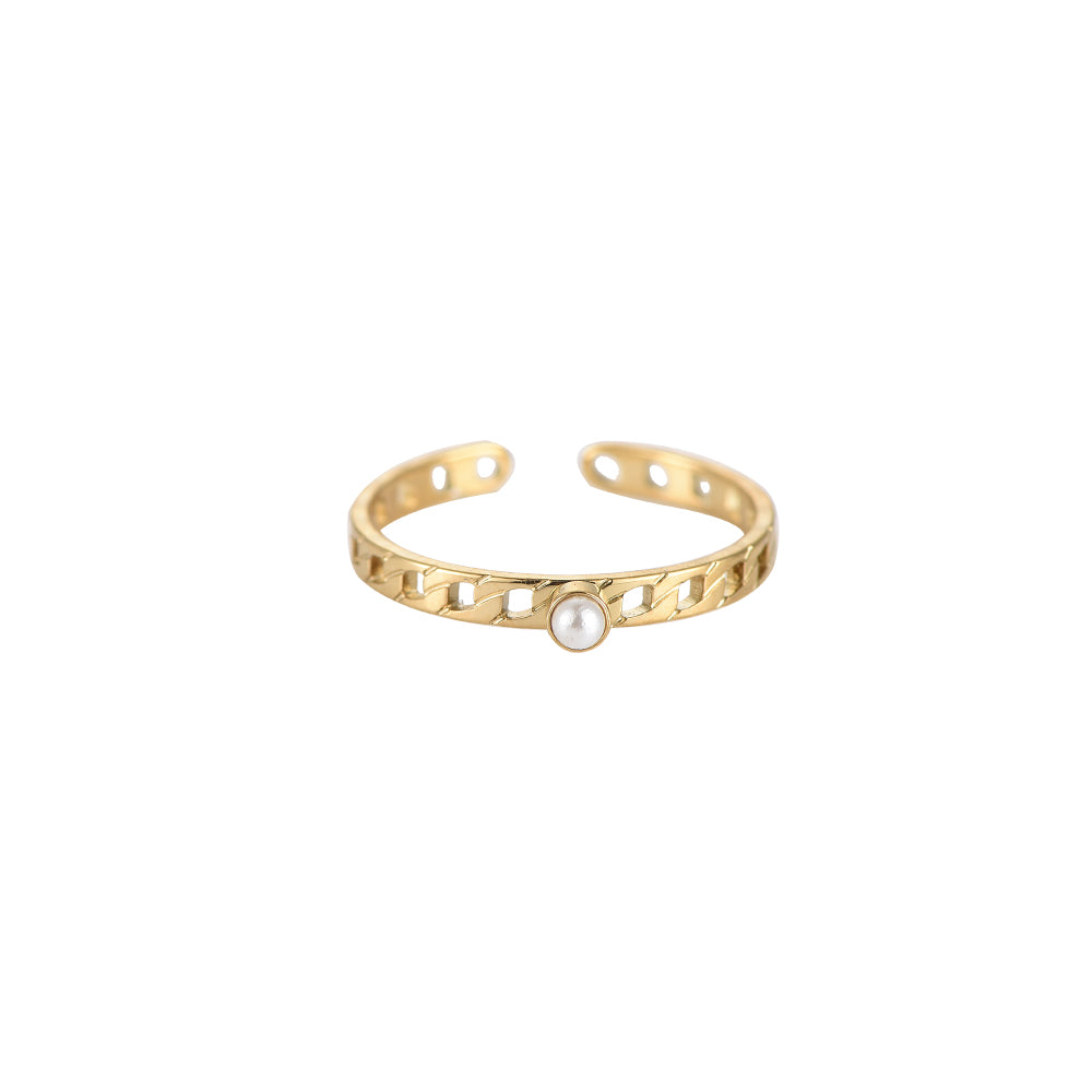 Little Pearl on lock chain Ring