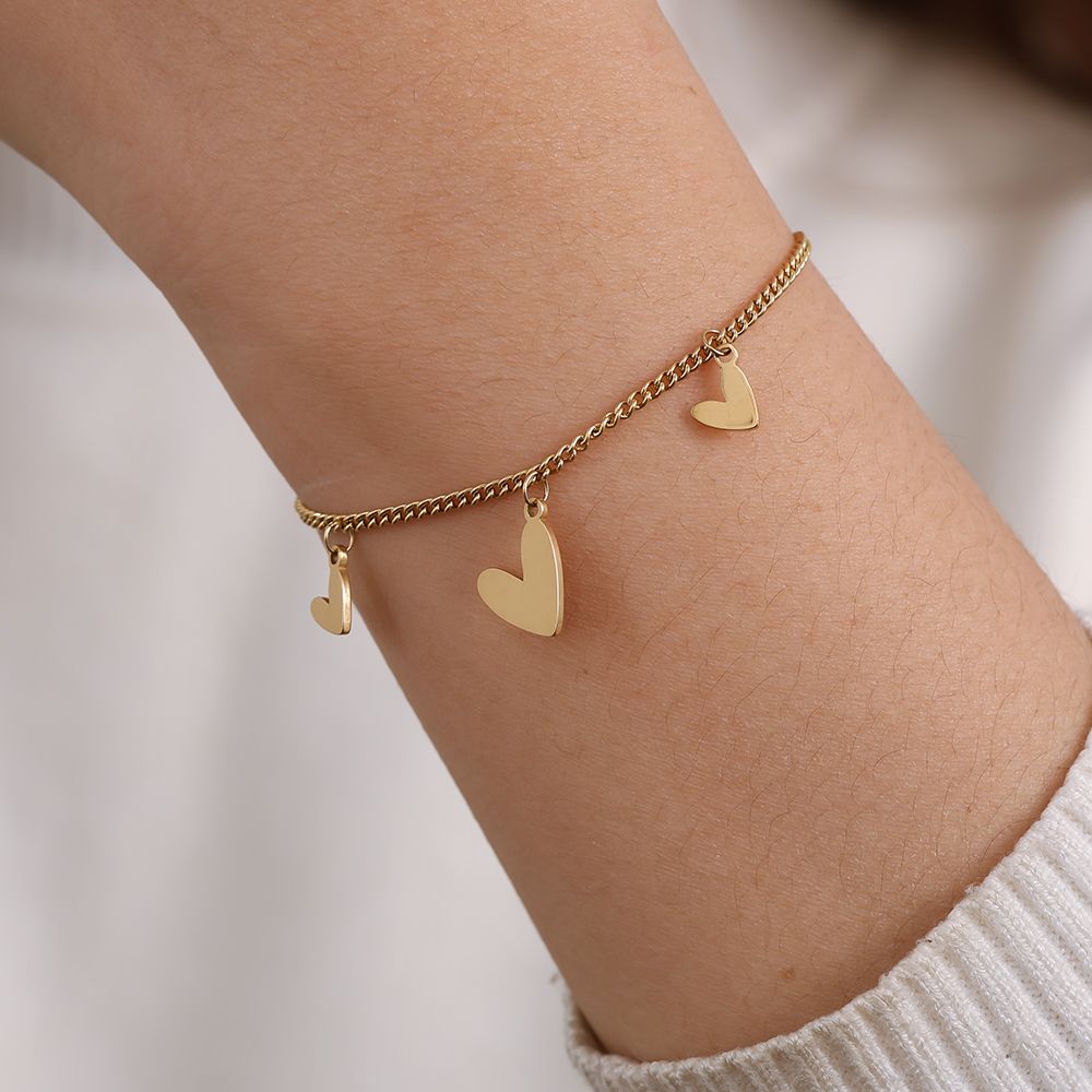 Mid Heart Armband