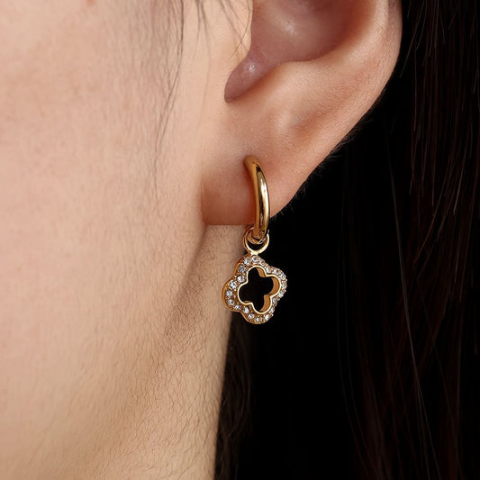 Diamond Hollow Clover Ohrringe